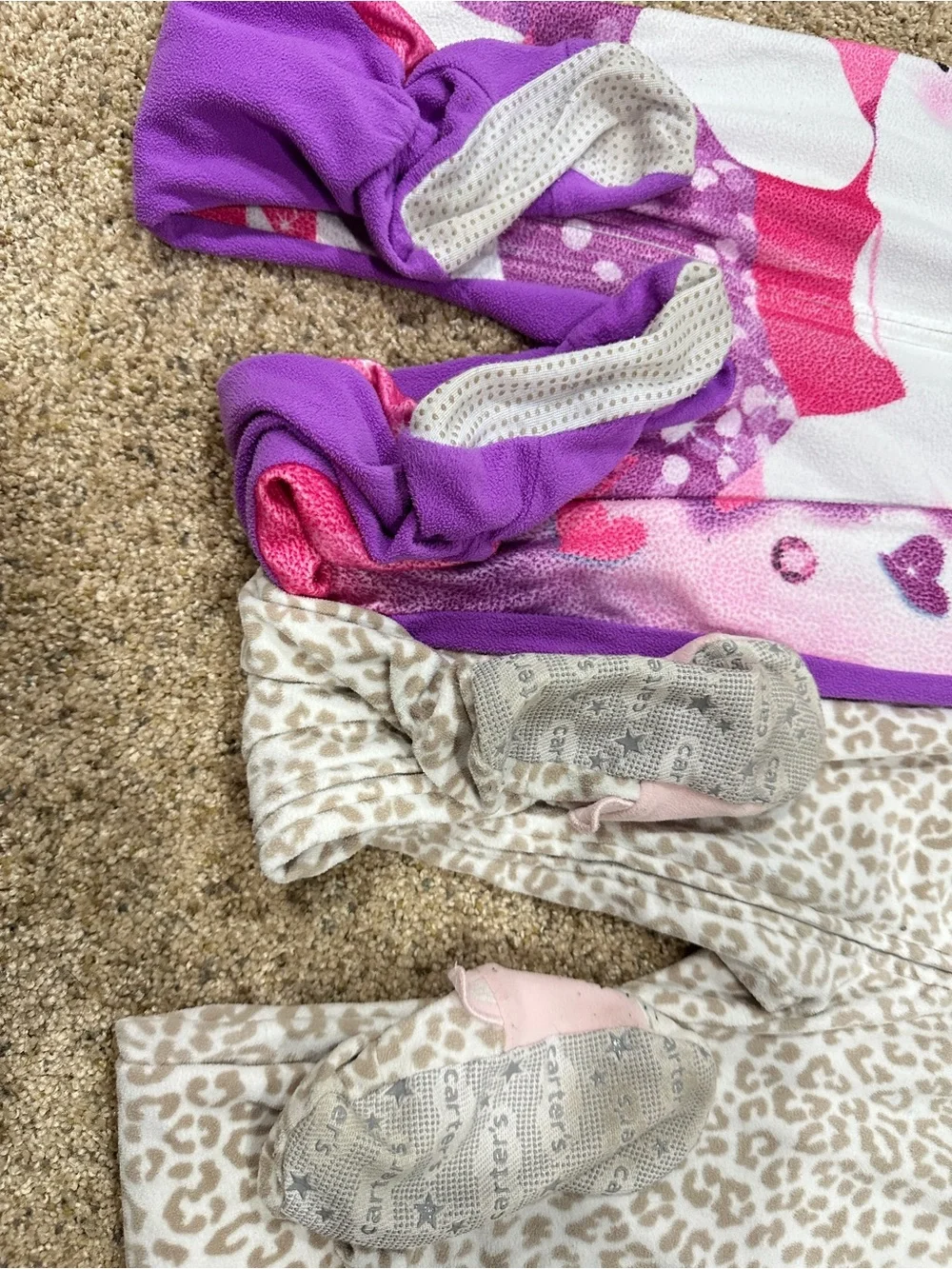 Girls set size 4T Carter's Girls Purple and Pink Hello Kitty Footed PJs